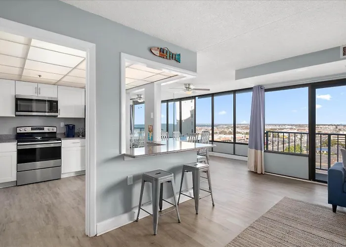 Holiday home 2 Bedroom Luxury With Side Ocean Views & Indoor Pool *