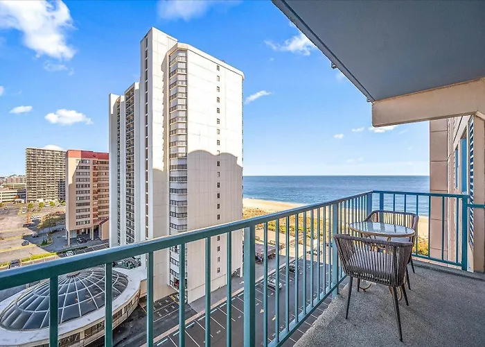 2 Bedroom Luxury With Side Ocean Views & Indoor Pool Ocean City