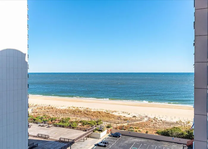 2 Bedroom Luxury With Side Ocean Views & Indoor Pool